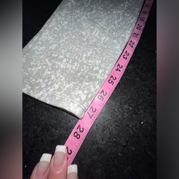 NWT SPANX SLIMMING Ankle Jeanish Leggings in Speckled Grey SZ M - Picture 11 of 11